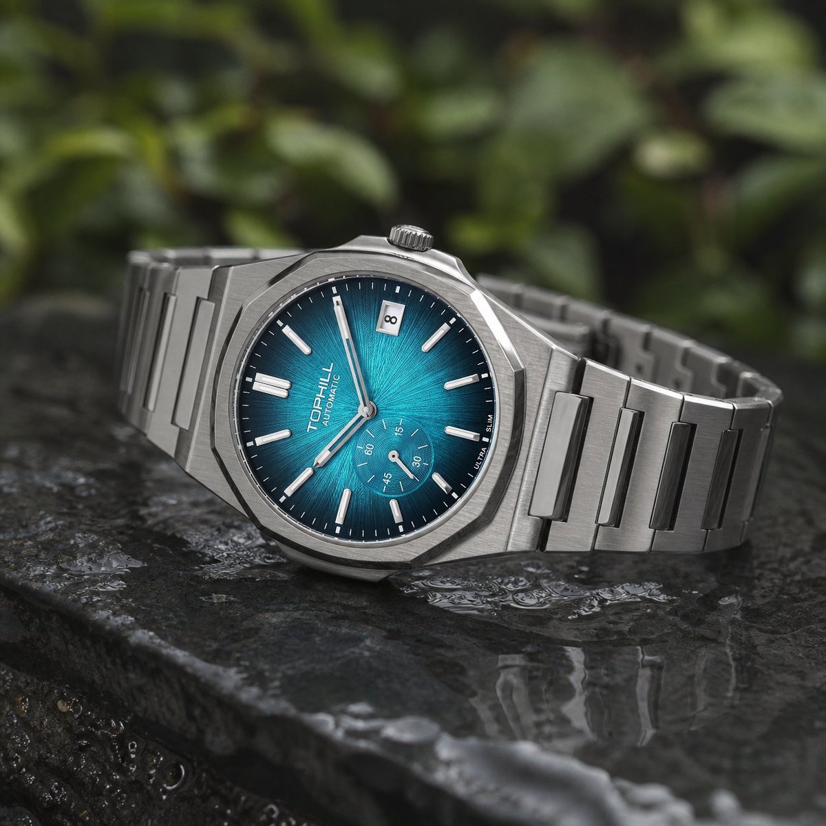 Kimyang1984's tweet photo. KIM001G Design Concept:
On one trip, KIM saw the aurora in Iceland, and at that moment, the beauty of the aurora filled him with extraordinary wonder. From then on, KIM had always wanted to put that touch of aurora into a watch dial of limited space https://t.co/0mbtT6xw7F