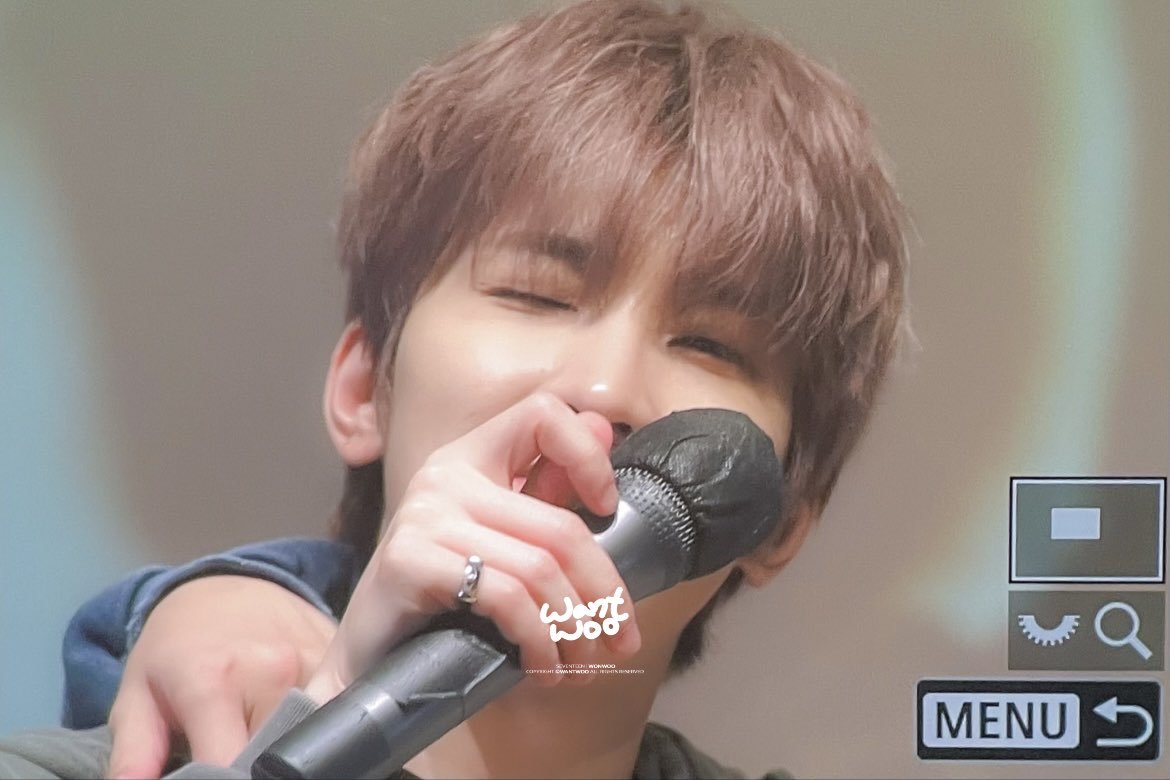 JINNYWW0717 tweet picture