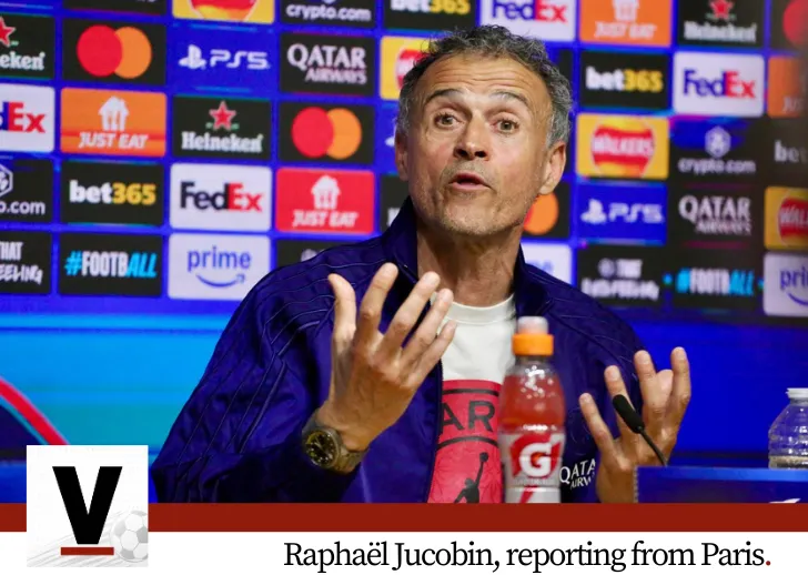VirageFootball's tweet photo. "PSG’s midweek thrashing of Slovan Bratislava brought an end to a four-match winless streak, but Luis Enrique still has answers to find as his team lag eight points off the Ligue 1 leaders."

Our first Paris dispatch from @rafajuc. 📝

https://t.co/gaNwVcYBcq https://t.co/qn6sPHrsb7