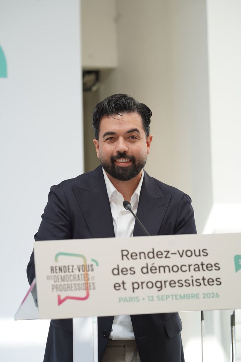 DP_LeParti's tweet photo. Introduction de notre délégué général @ErgunToparslan : « Nous sommes des femmes et des hommes qui n'ont pas toujours la même histoire mais qui savent que la république doit redevenir une force de maîtrise et d'action. » https://t.co/fDr9HZtZea