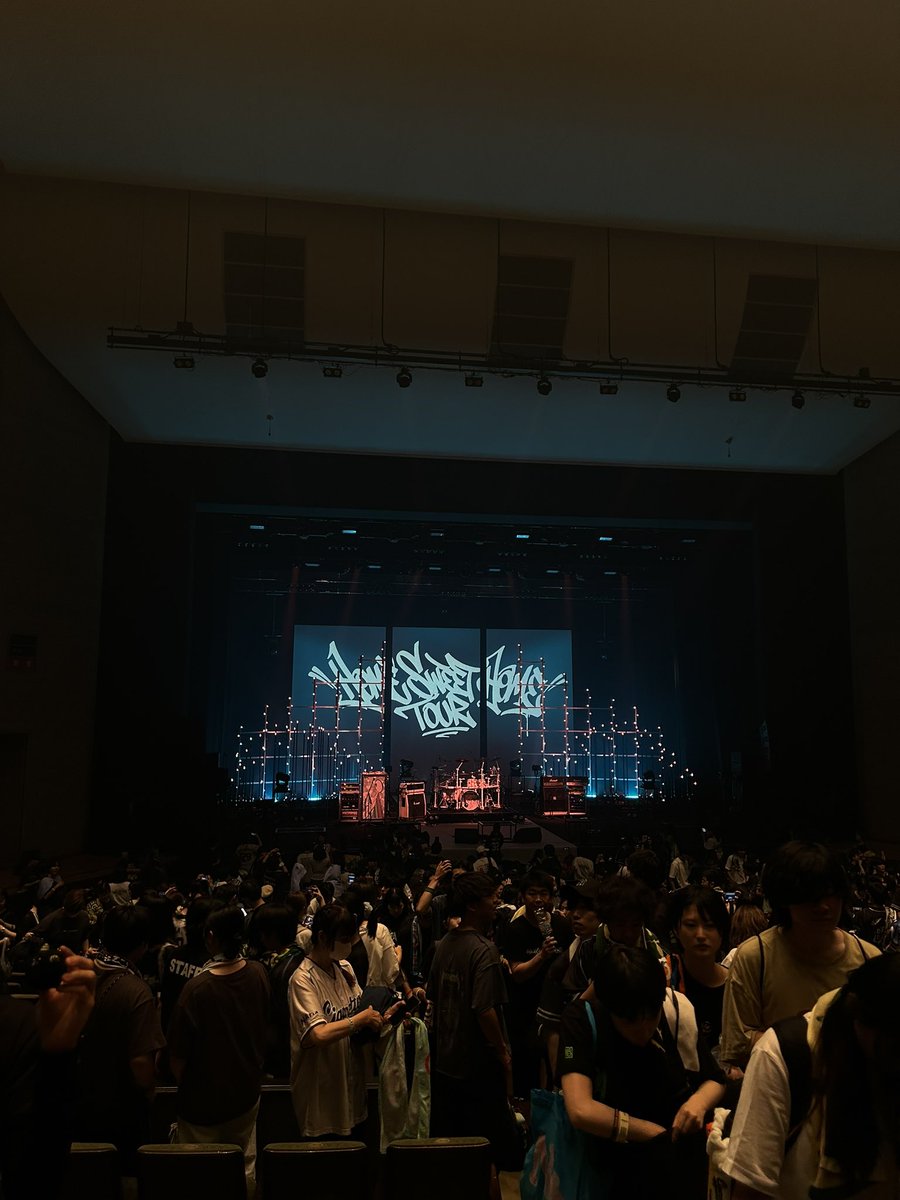 f_gogo98's tweet photo. "THE ORAL CIGARETTES"
Home Sweet Home TOUR 2026香川・広島✨ https://t.co/7jdRCRLNfB
