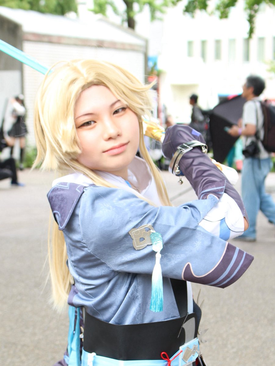 kotya_cos's tweet photo. ポーズの勘違い激しかった🥵
でもすごくいい彦卿撮って貰えたのホントありがたい😭😭😭😭
📸あむちゃん（@aamammm_ ）
 #OSUコス
 #こうちゃのイベント日記 https://t.co/e4K7Vci64I