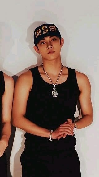 iloveyulz's tweet photo. HAHAHAHAHAHAHAHAHAHAHAHAHAHAHAHAHAHAHAHAHAHA PUTANGINA https://t.co/5CUSfNjwjv