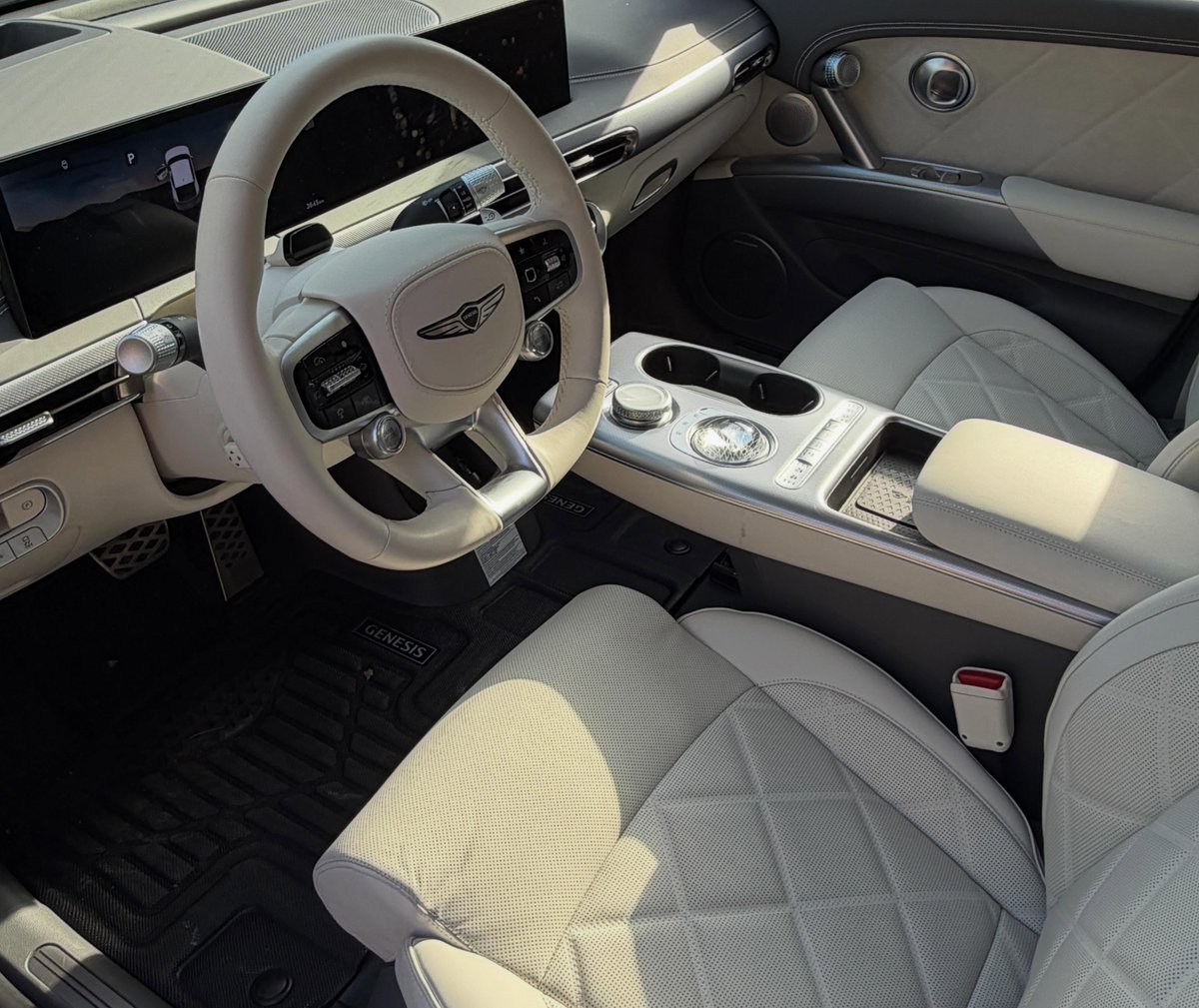 MarcBorbor's tweet photo. 2026 Genesis GV60 Sport on test this week. Fresh redesign details, a larger battery, and suspension tweaks make it a huge upgrade over the previous model. https://t.co/VO6cwu4Nv8