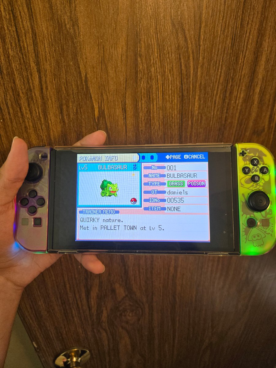 veldan01's tweet photo. i got a ✨bulba today! so that at least makes up for the spearow &amp; the pidgey that i let go. im still chasing the ✨suicune but now i can replay the game again on my alt so i guess ill chase the ✨entei too. if nothing works i can always try my luck in the safari zone lol. https://t.co/Gf0RODdxa2
