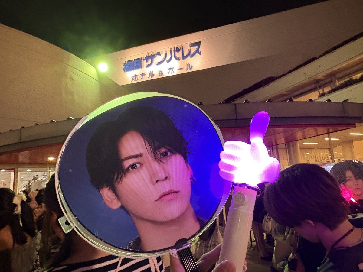 hyphentakuya's tweet photo. 9/9 亀梨和也 FROM HERE 福岡

 #亀梨和也
 #FROMHERE https://t.co/m2kFZGhXk0