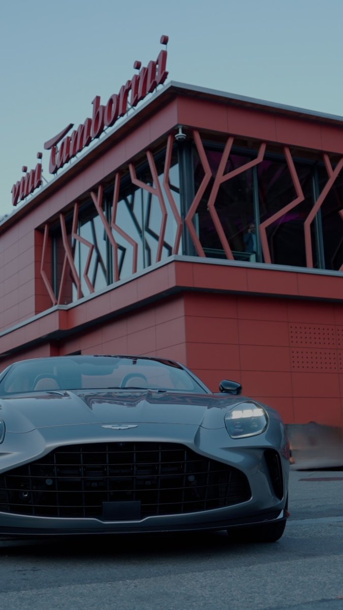 moises_sk8_'s tweet photo. An evening worth savouring. The Vantage S joined us at Tamborini Vini for great wine, great company and one exceptional car. Thanks to everyone who made it happen. https://t.co/IWypDXKBPY