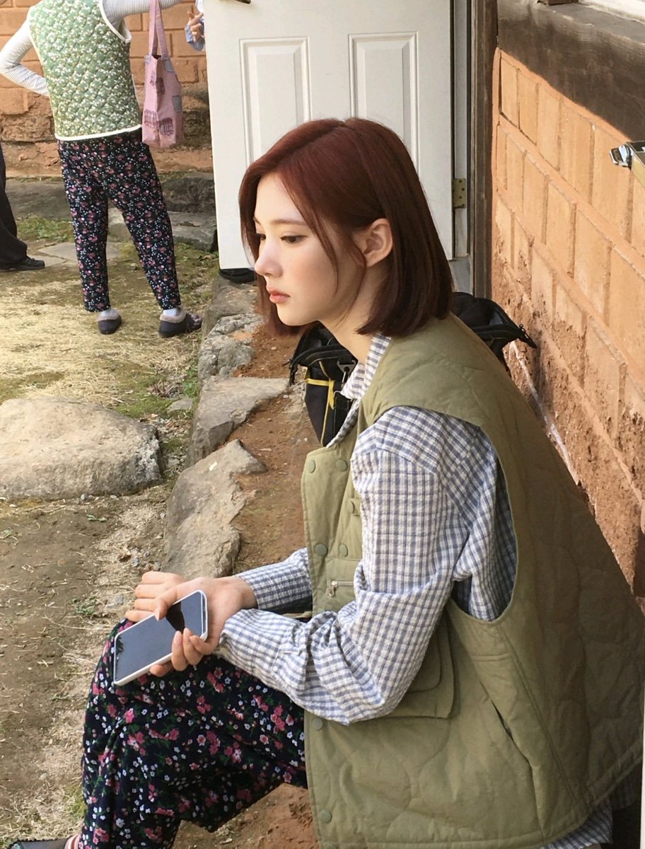 ranranby's tweet photo. @k_dramaindo_ Jangankan satu episode sehari, kadang gak sampai satu episode juga gak kelar sehari 😅 https://t.co/fmt2vhlo3W