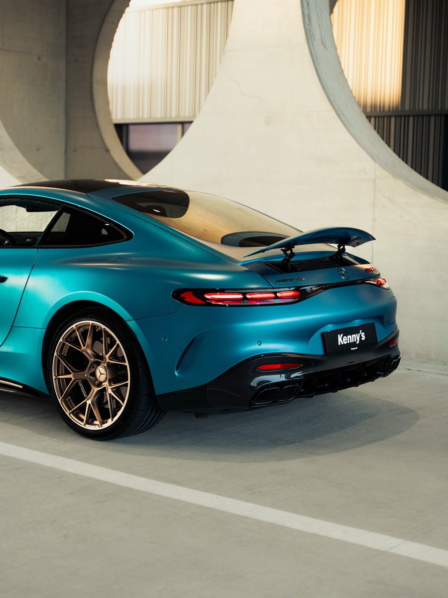 mbmaybachfans's tweet photo. Killer Competitors: 2.2-ton AMG GT 63 S E-Performance 816 HP 4.0-L V8 BITURBO 💙

📸: @kennys_autocenter (IG) https://t.co/pCua3EqAUT