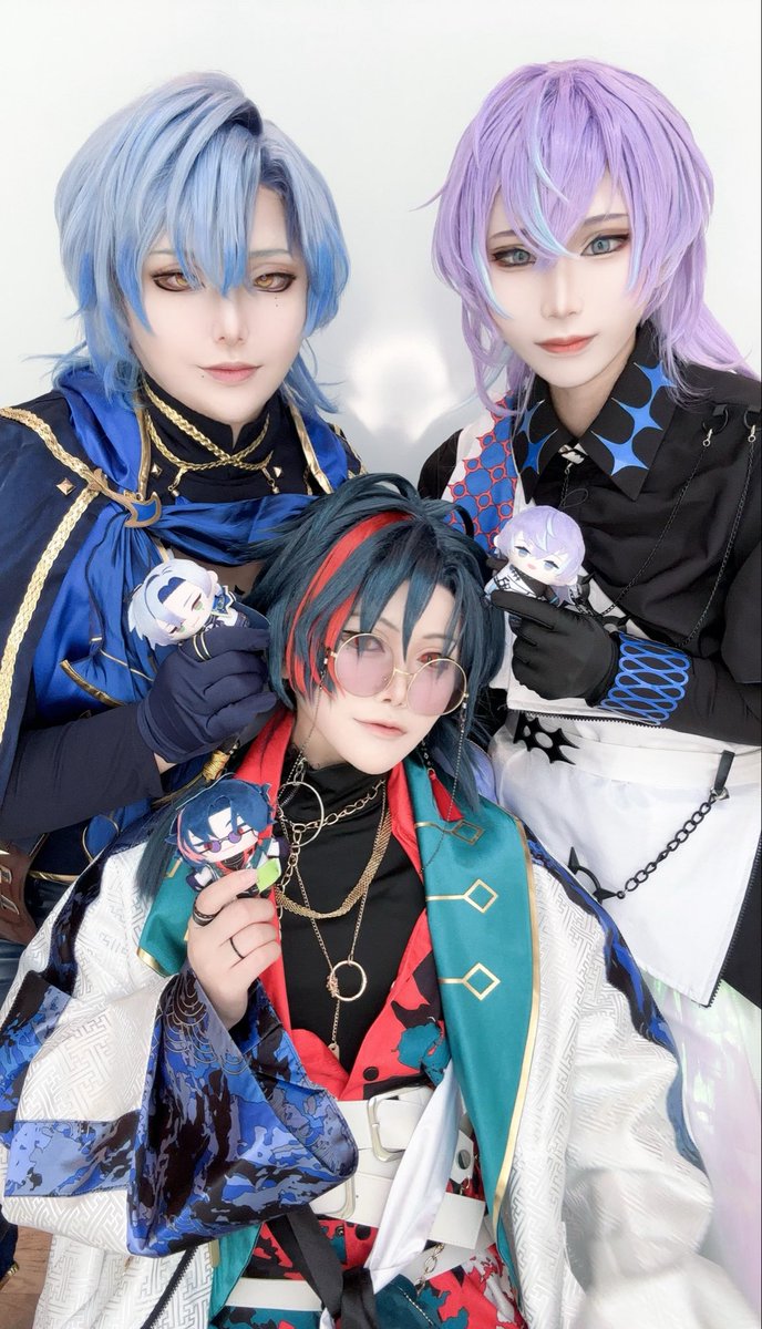 1106axes_ghost's tweet photo. ｴｯｯな2人とIIIになって貰いました👨‍👩‍👧 https://t.co/WwmEMKcYwi