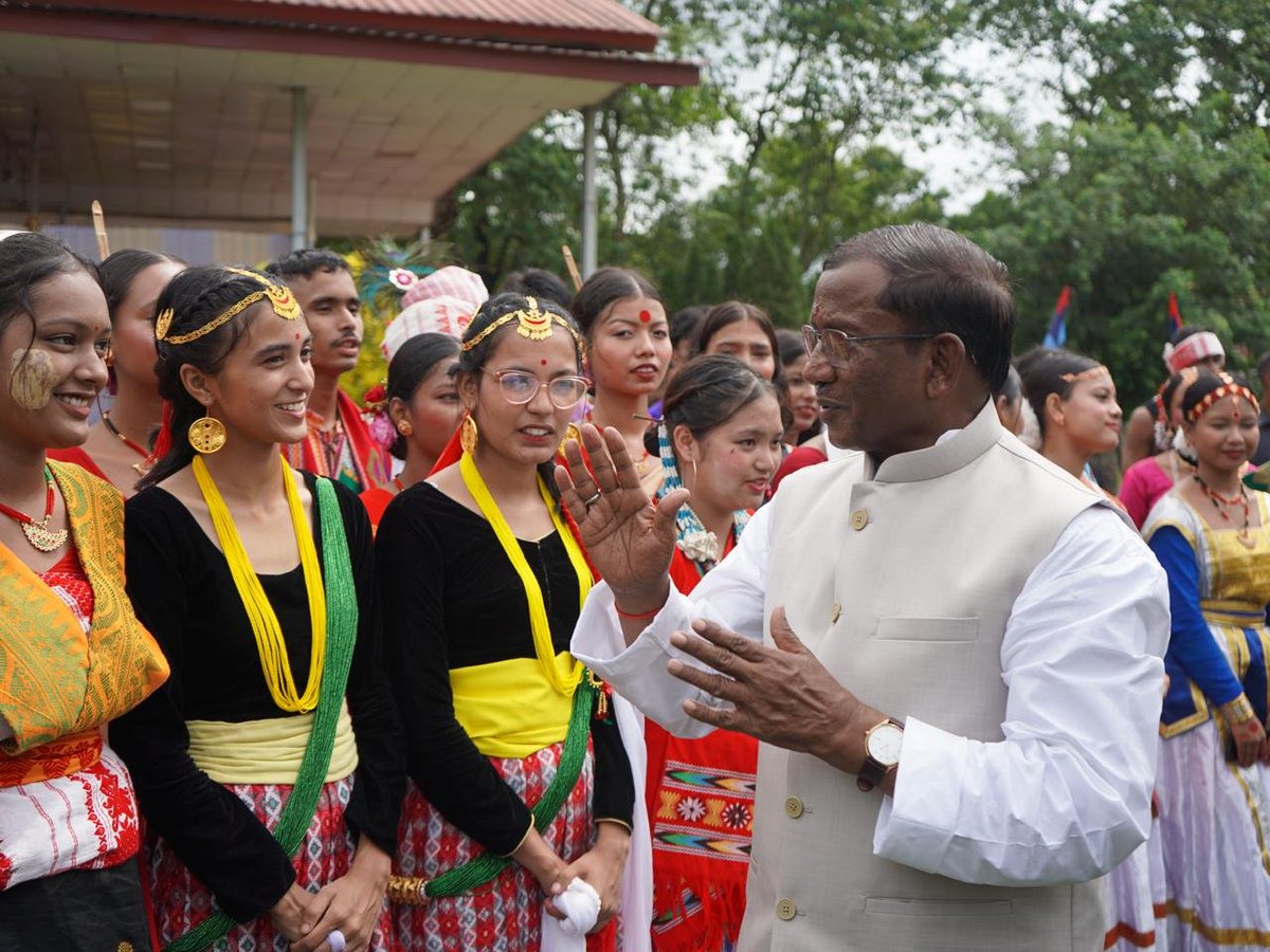 nccner's tweet photo. The Rashtriya Suraksha Protsahan Yojna, an initiative of the Hon’ble Governor of Assam, was marked today at Tezpur University with a vibrant programme bringing together NCC cadets, alumni, institutional partners and senior leadership from the Armed Forces and NCC.

The Hon’ble Governor of Assam visited Tezpur University and witnessed the enthusiasm and commitment of the NCC fraternity. Cadets of Tezpur Group NCC presented a cultural programme and showcased the spirit of youth, patriotism and national service.

The cadets also presented a specially prepared movie highlighting the role of NCC in the Rashtriya Suraksha Protsahan Yojna, demonstrating how the initiative seeks to build awareness, responsibility and preparedness among young citizens.

A special highlight was the felicitation of NCC alumni, celebrating their enduring association with the Corps. Among those felicitated were two distinguished senior citizens who had themselves been NCC cadets in 1955—a remarkable testament to the lasting legacy of the NCC.

The Hon’ble Governor also presented Appreciation Certificates to ANOs and cadets who performed exceptionally under the Yojna, recognising their dedication and contribution. An interaction over Tea with NCC Alumni provided an opportunity to celebrate shared memories and the enduring bond with the Corps.

The programme also featured a spirited performance by the NCC Girls Band. Information stalls enabled interaction with various State and Government agencies, highlighting opportunities for greater awareness and collaboration.

GOC Gajraj Corps and ADG, NCC Directorate North Eastern Region were present on the occasion.

@HQ_DG_NCC
@himantabiswa
@GajrajCorps_IA
@easterncomd
@vatsvirendra1
@prodefgau
@Laxmanacharya54
@ProAssam
@AssamRajbhavan
@Assam_DSYW 

#NCC #Assam #RashtriyaSurakshaProtsahanYojna #Youth #NationalSecurity #Tezpur