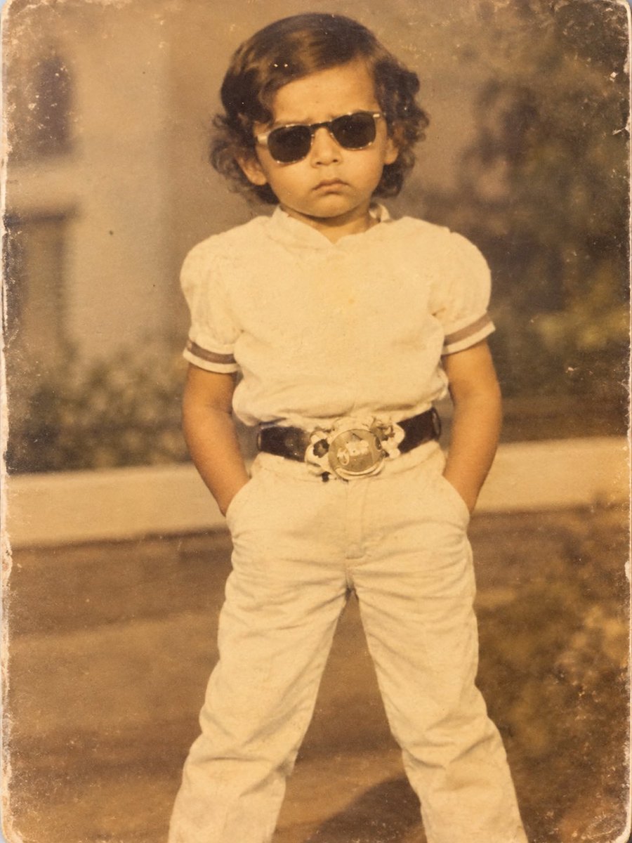 KalpeshSurjiani's tweet photo. When the prompt goes wrong https://t.co/fluZSiPQnl