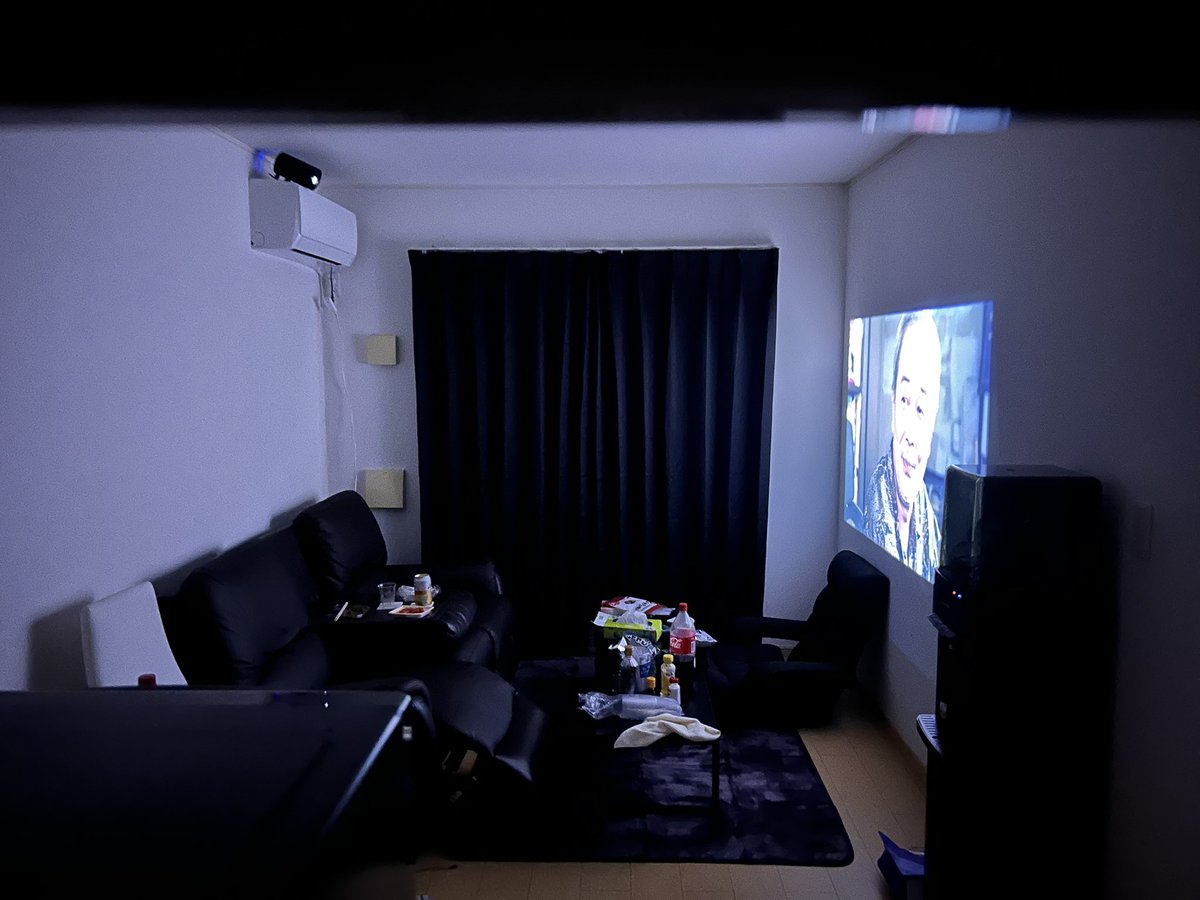 fui_sp's tweet photo. だいぶ人間味出るお部屋になってきた😌 https://t.co/kc2rp3tAld