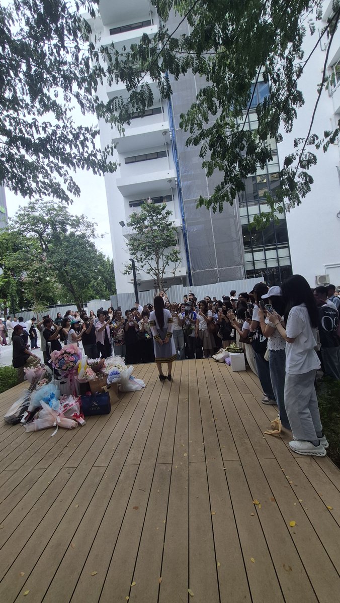 skynanilyn's tweet photo. Proud of you and all of you. 💞
#primiily #ลูกหมีของพรีม
#PrimiilyGraduationsDay https://t.co/DfInZSglxa