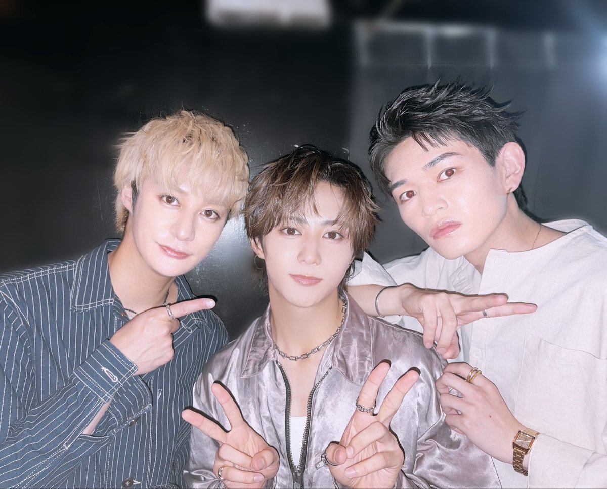 HGTK_0120's tweet photo. 『TOMOYA NAKANISHI 3rd FAN MEETING』
ご来場ありがとうございました☺︎

毎回2人のプライベートな感じを受け入れてくれる温かい皆さんに感謝です🧤
今日も振り回されたなぁ。
鞄あさられ免許証公開されそうでした！

巧麻君,翔太君,面白くて優しくて大感謝です！

旅行動画ストーリーに載せますね！ https://t.co/GVs4QACEfv