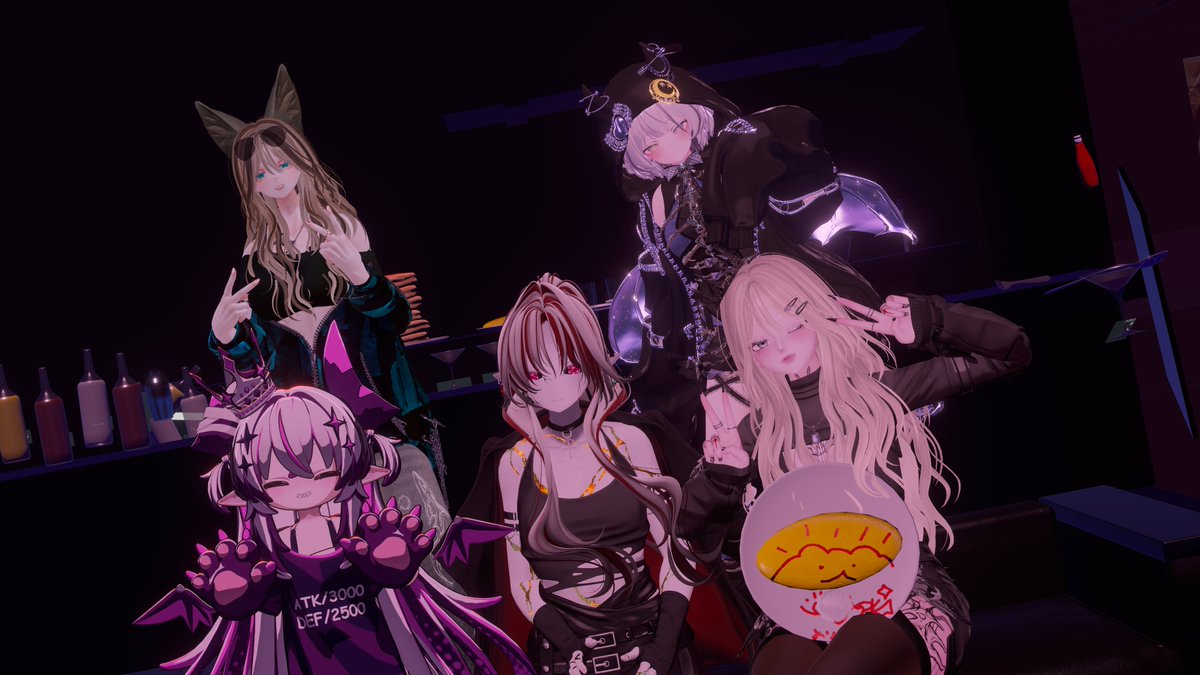 Hitsuki_vrc's tweet photo. 9/11 #小悪魔喫茶Teufel ありがとうございま‼️
今回はわいわいしつつお客さまに色々付き合ってもらっちゃいました🙌
囲まれちゃったりかわいがらせてくれたり、役得役得😈🩵キャストやっててﾖｶｯﾀｧ…😊
過ごしやすくなってまたみんな活発になると思うし、次は誰に会えるかたのしみ！またきてね～～ https://t.co/Y3acijTpvY