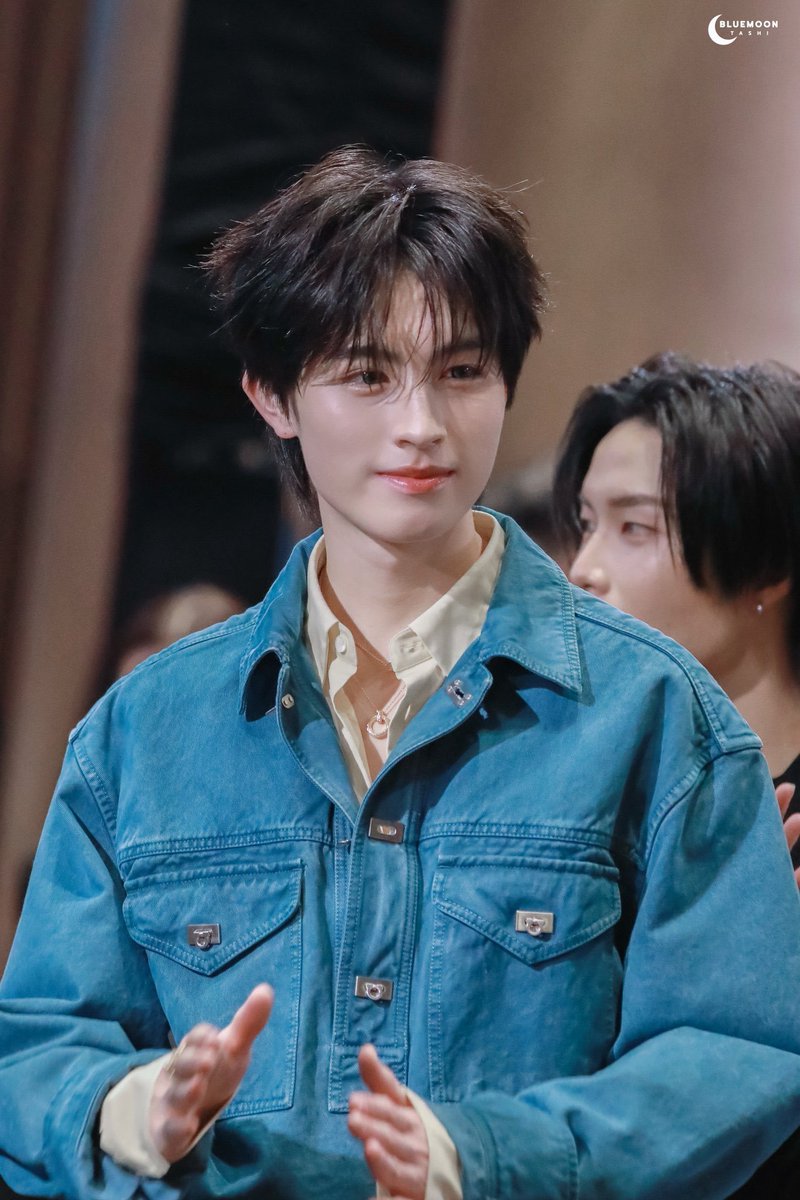 Chachasha8's tweet photo. ดูสิน่ารักมั้ยล่ะ 

#AAashirakorn 
#MchoiceMintAwards2026xBUS 
#MchoiceMintAwards2026 https://t.co/EV85rQDOoY