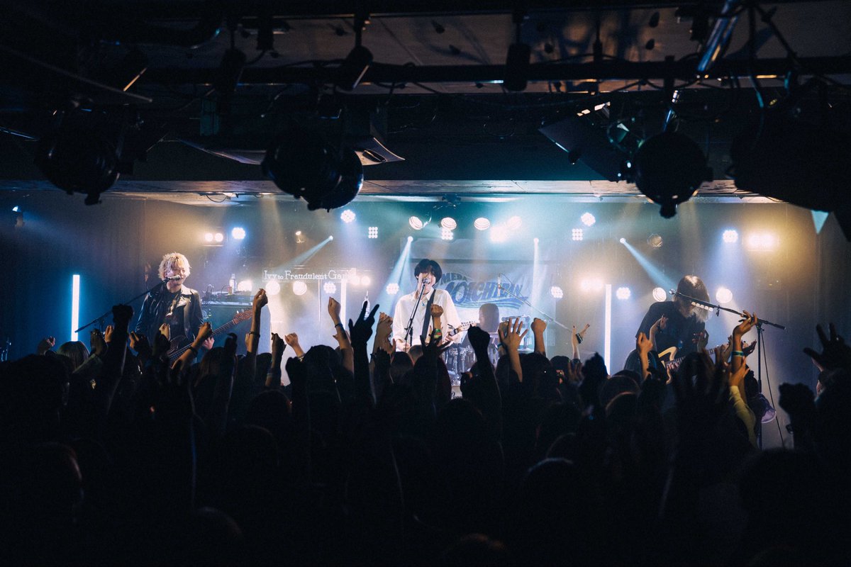 IvytFG's tweet photo. 𝙩𝙝𝙖𝙣𝙠 𝙮𝙤𝙪!!

9/12(sat) 梅田Zeela 
『UMEDA AOICHIBAN'26』

#アオイチ 初出演！ありがとうございました◎

📸 @momoko_8k 

next 関西☞
9/26(sat.)長岡京記念文化会館
『LOCAL CONNECT pre. LIGHT YOU 2026』
🎫https://t.co/V4XVEYxOtQ

10/11(sun.)
『Maxell presents FM802 MINAMI WHEEL 2026』
OSAKA MUSEにて17:00〜出演！

🎫https://t.co/vdUH8XKyG9