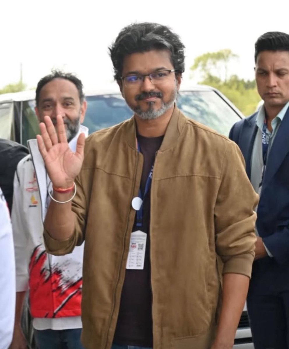 Actor_Vijay's tweet photo. ❤️ https://t.co/sNlCl8aoMj