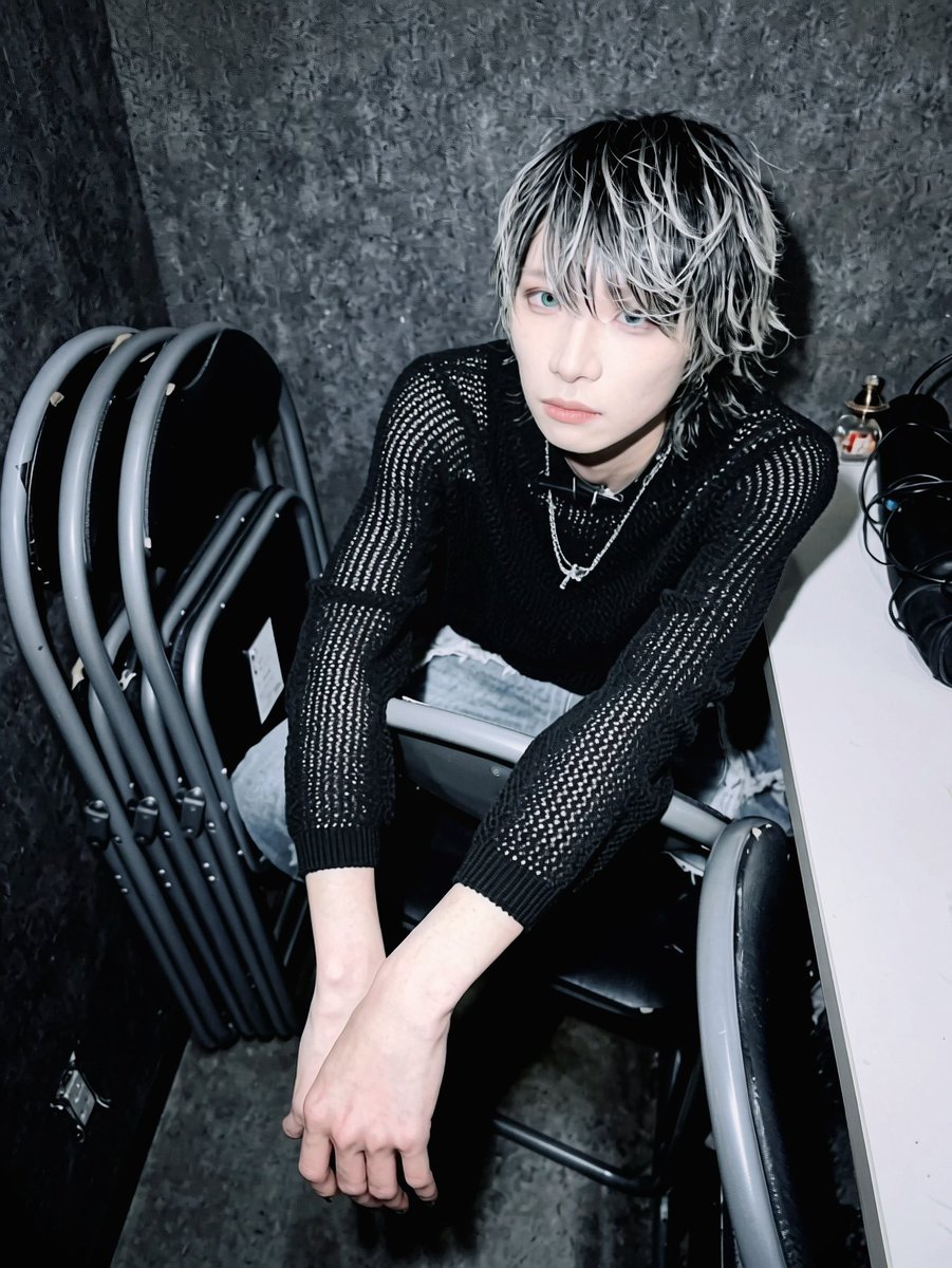 n_paysan's tweet photo. すみっこ

#v系 #ヴィジュアル系 #ビジュアル系 
#バンド #メイク男子 #メンズメイク #バンギャさんギャ男さんと繋がりたい  #V系好きな人と繋がりたい #自撮り界隈 #美男美女と繋がりたい #V系好きと繋がりたい #地雷系 https://t.co/EDlfve9wTp