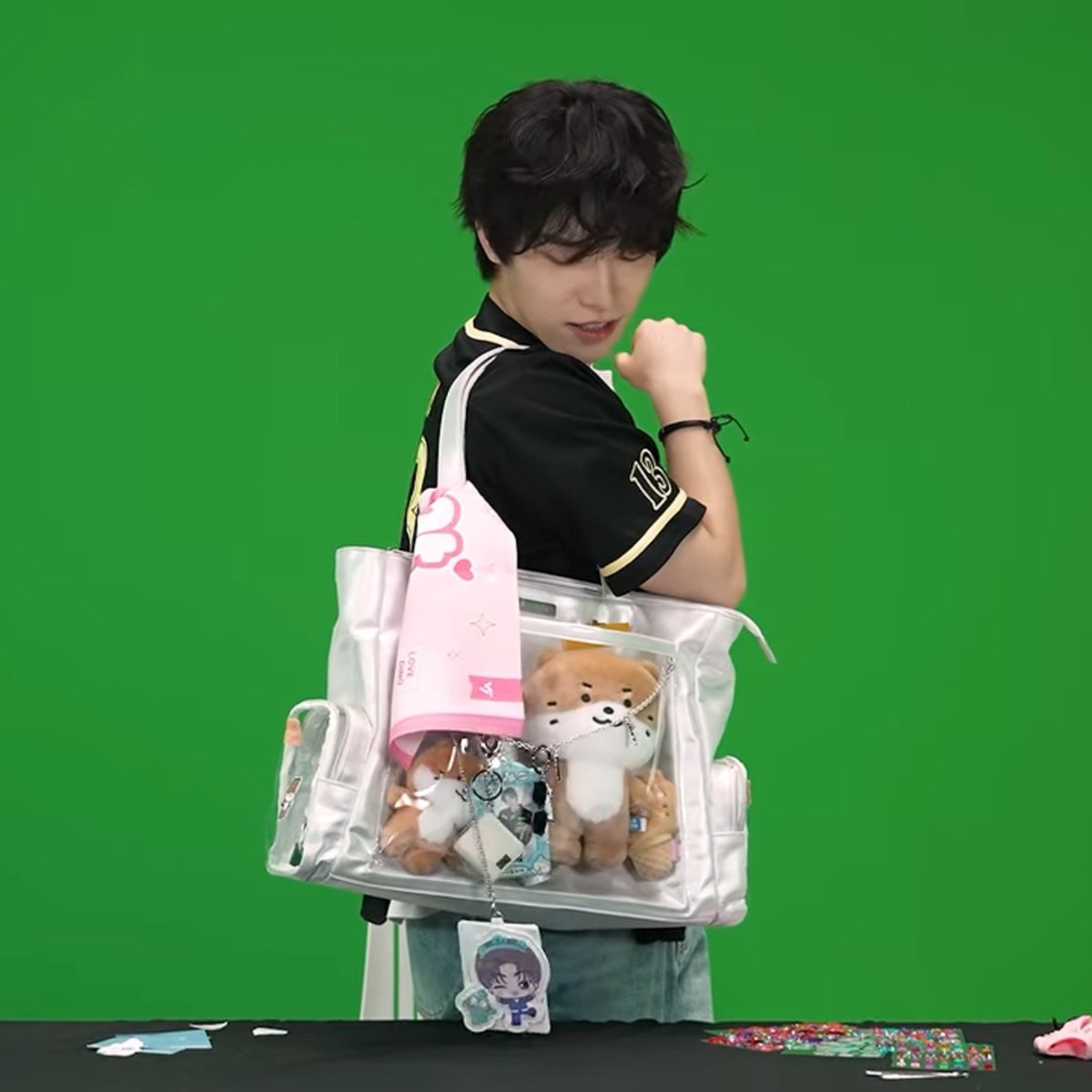sweetywonwoo_'s tweet photo. STOPPPPP HE’S SO ADORABLE! https://t.co/M7ti77hVuO