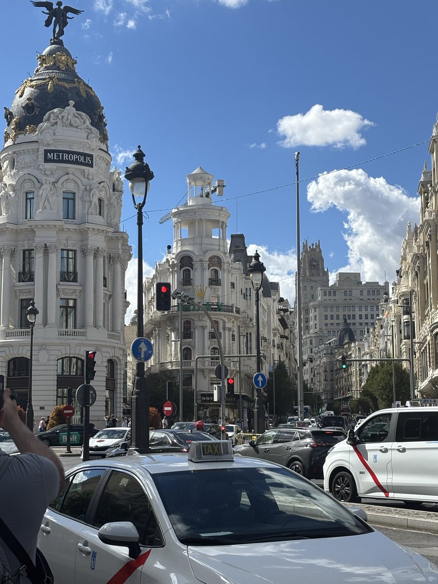 Uxbabe's tweet photo. Madrid, Spain 🇪🇸 https://t.co/aUjBhp64yX