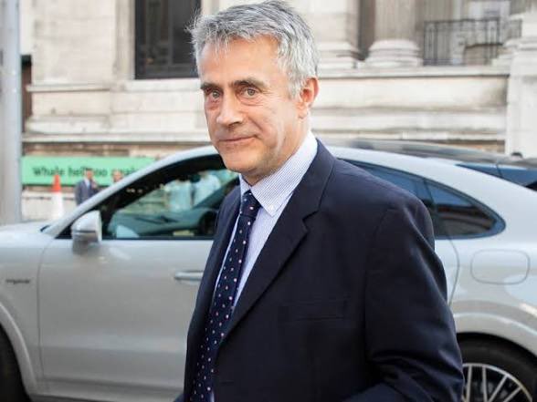 Heccles94's tweet photo. Reform have now received £72,000,000 from just two crypto billionaires. 

This is more money than British politics is used to. 

It’s no coincidence this comes days after Reform got caught breaking electoral law. 

This is an attempt to buy democracy https://t.co/tiAaTkgPRt