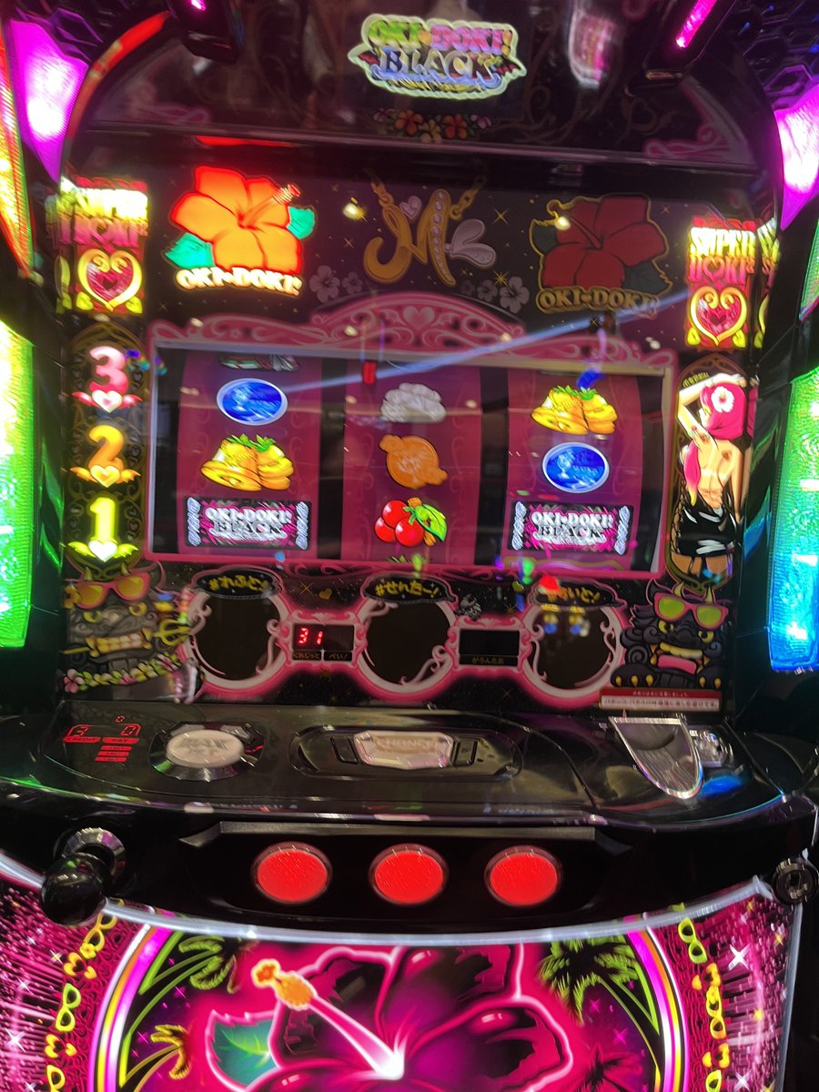 AlAlumina's tweet photo. 沖ドキブラック
裏ドキからのフリーズでドラマチックパチスロ開幕 https://t.co/WD6F7El8mE