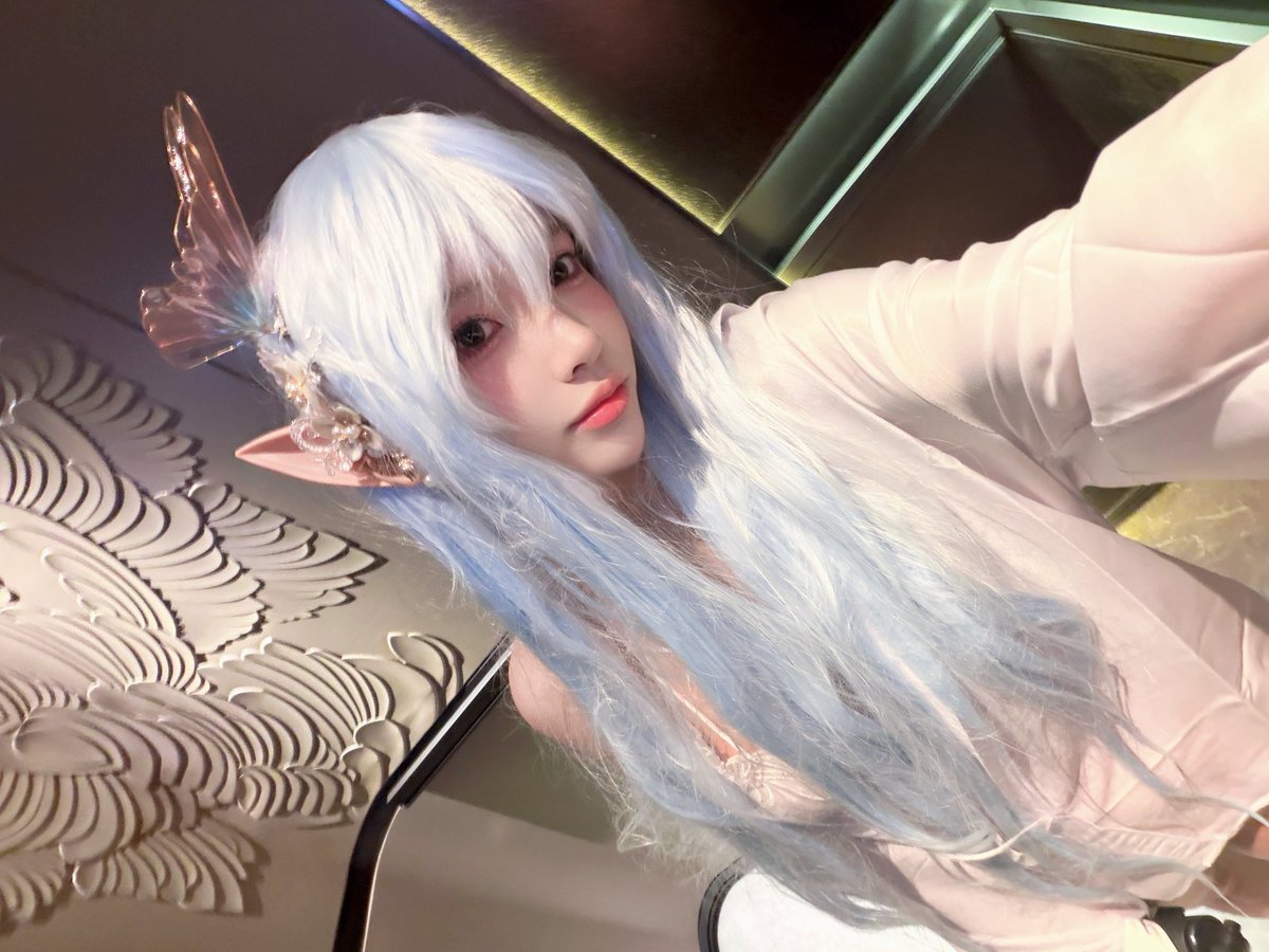 Yannkoi7's tweet photo. 冷脸萌 https://t.co/mlitkQcTlg