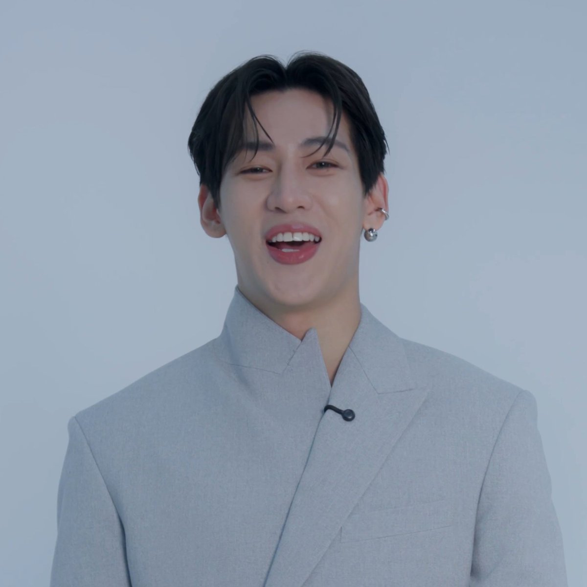 OneilyMusic's tweet photo. BamBam has everyone admiring his charm for JANUA. https://t.co/dD5Fh8ApsW