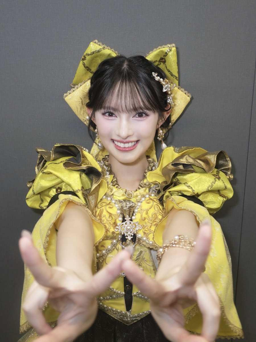 sendenbu_staff's tweet photo. 神戸公演day1ありがとうございました♡
アリーナ大きくて、沢山走った〜〜💨！
みんなの笑顔で見れて嬉しかったです♪
髪型はふたつお団子♪

みんなのハートを神戸 ぎゅう できていますように...♡

明日も楽しみましょーー！！！
お待ちしてます！(あき💛)

#超とき宣 #超とき宣ツアー2026 https://t.co/3f8dmXHYey