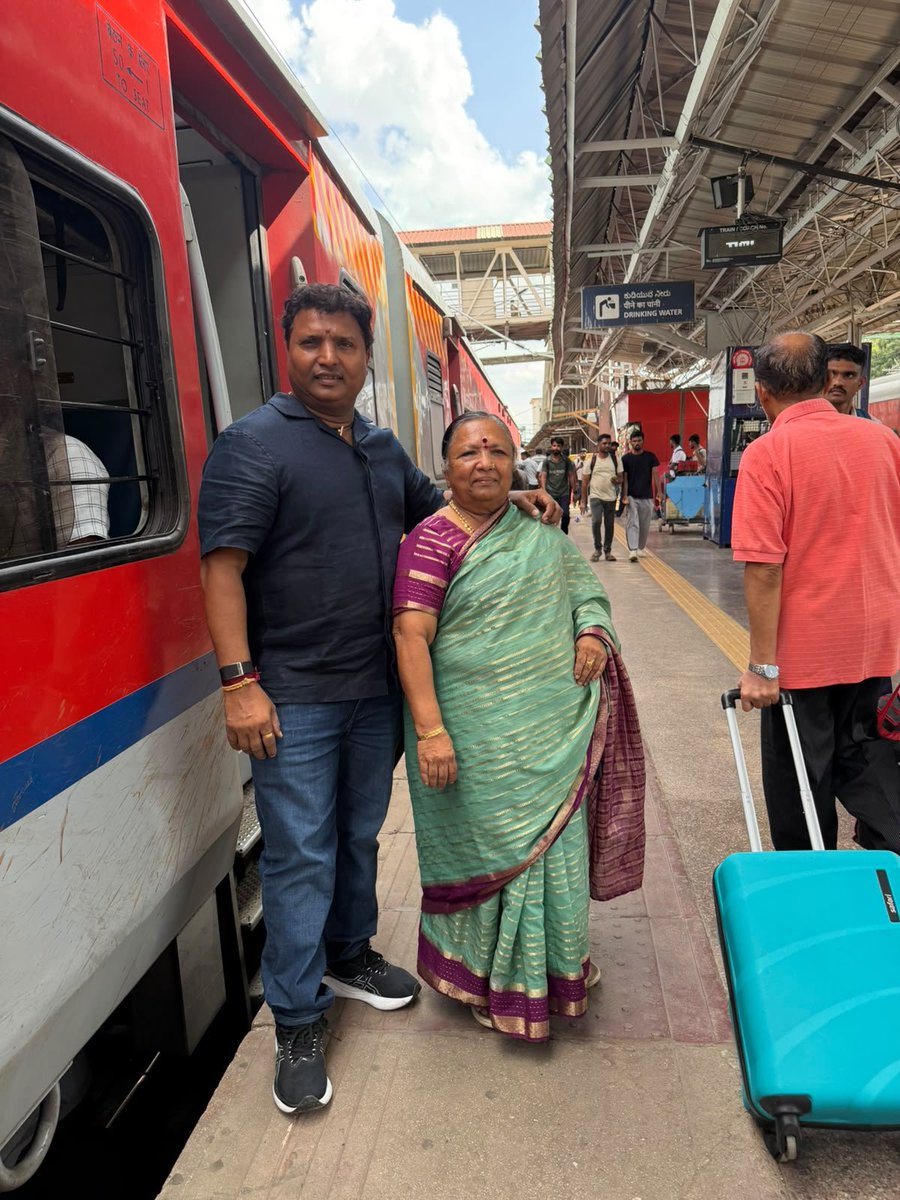 srinivasiyc's tweet photo. A little journey with the woman behind every journey of mine. #Amma ❤️ 🫂 https://t.co/waeIa3p9OK