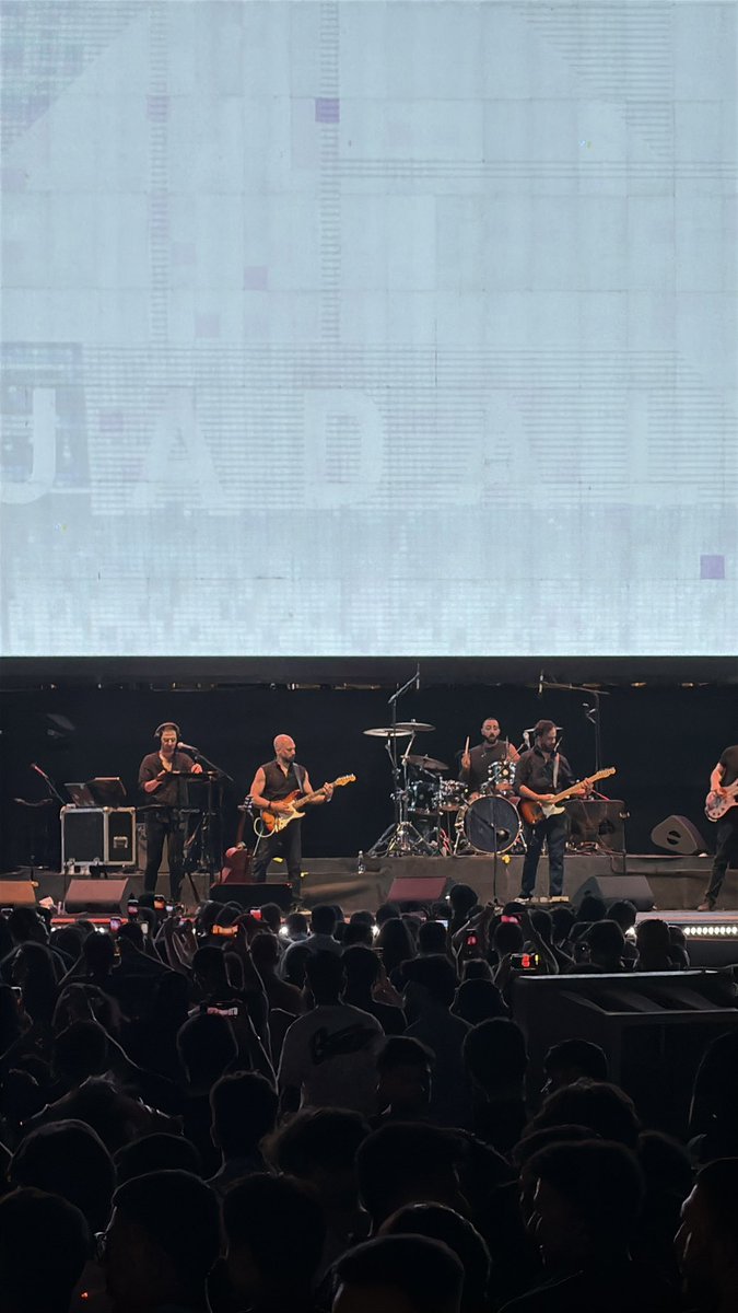 prototype_pi's tweet photo. A night to remember. 

https://t.co/ReDJXvp4ri https://t.co/ticbA2dbx2