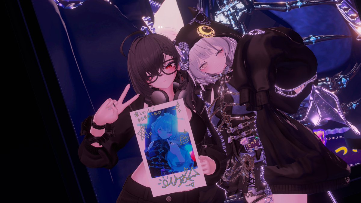 Hitsuki_vrc's tweet photo. 終了後のお写真たいむにて📸
みんなノリノリでいい写真だらけ！ありがとね～ https://t.co/Yv9QVNHNNq