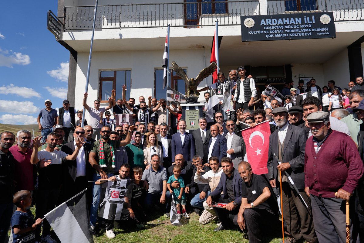 Besiktas's tweet photo. Başkanımız Serdal Adalı, Ardahan’ın Beşiktaş Köyüne Dikilen Kartal Heykelinin Açılış Törenine Katıldı

🔗 https://t.co/mHNDARm9UL https://t.co/GiH5zi6iNc