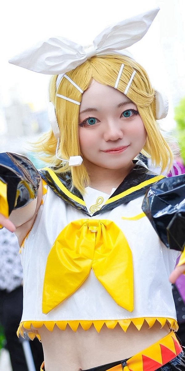 neoneo_cos's tweet photo. コスプレ/Cosplay
VOCALOID 鏡音リン💛

『いちにーさんはい！』

📸@igagurikun11087 

 #Uアコスタ2026  #アコスタ池袋
 #コスプレ #Cosplay    #vocaloidcosplay https://t.co/rWHiYbKbqJ