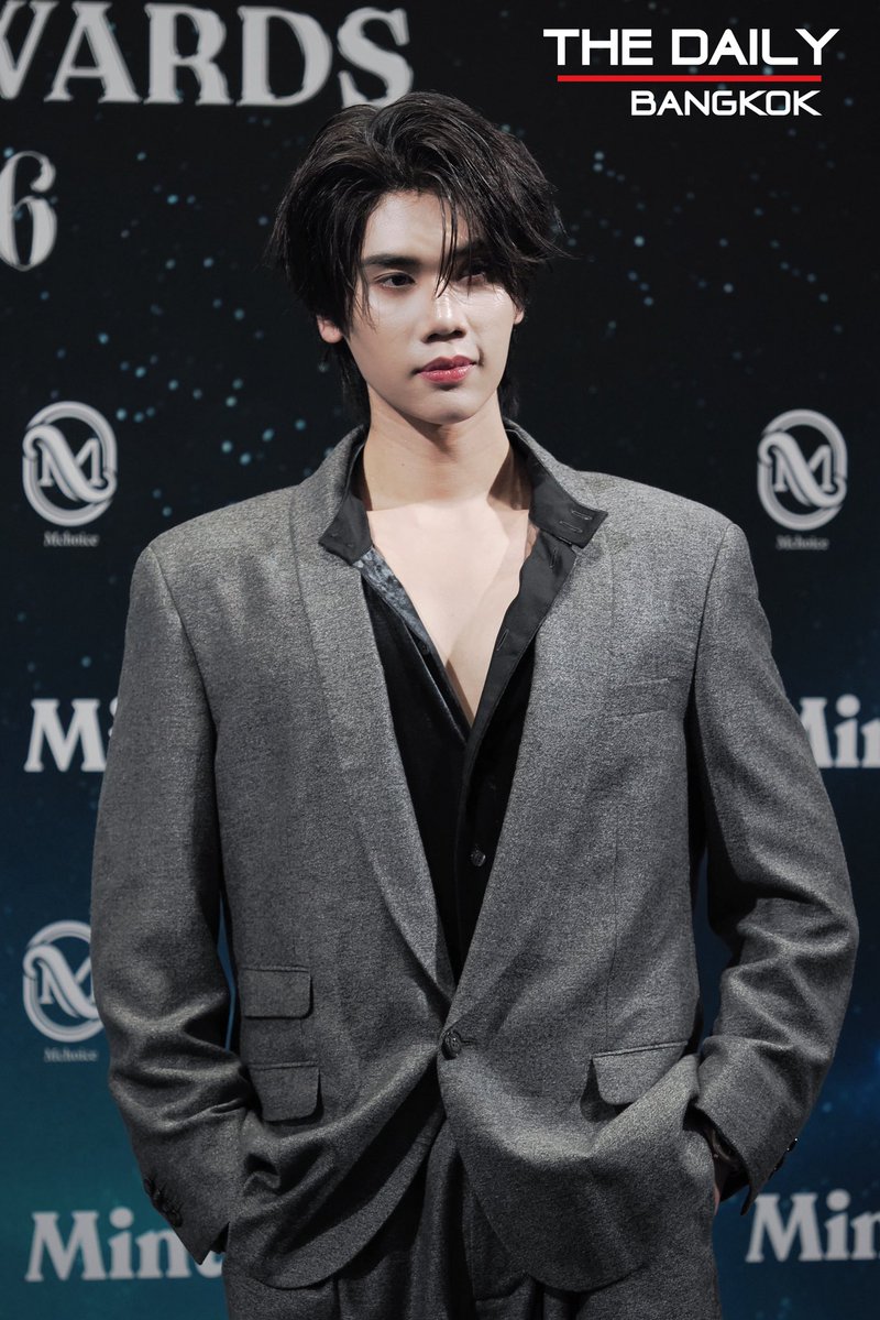 thedailybkk's tweet photo. "ดัง ณัฎฐ์ฐชัย" ร่วมเดินพรม ในงาน “MCHOICE &amp; MINT AWARDS 2026”

#dunknatachai
#MchoiceMintAwards2026
#MchoiceTH #MintMagTH
#MintAwards2026 https://t.co/SHayb9fO68