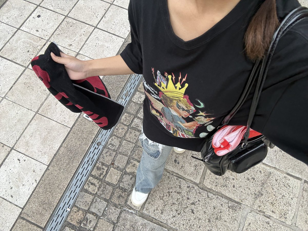 sprn0_'s tweet photo. 大分の街いっぱいにSIX LOUNGEが溢れてた！！
最高なツアー初日💫 https://t.co/jeybflK1Ud