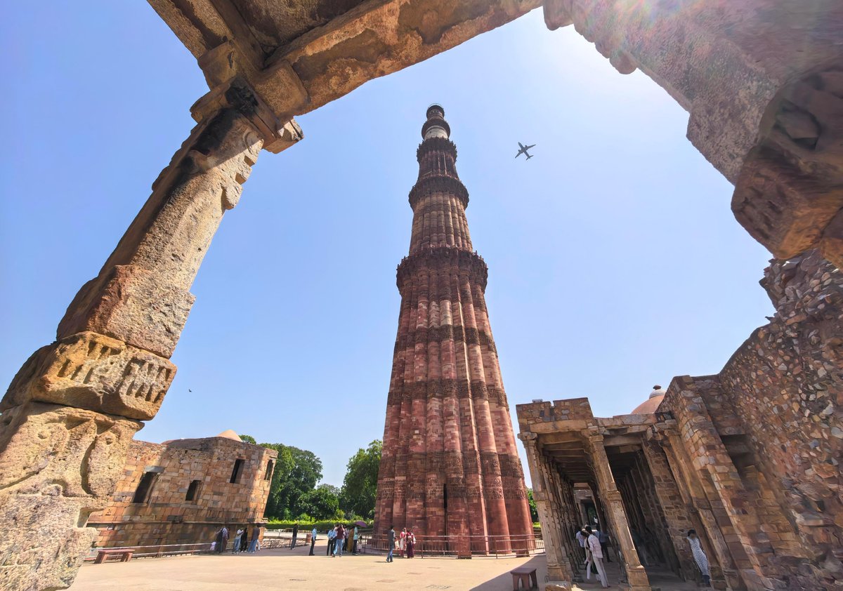 XHNews's tweet photo. India is a South Asian country with a long-standing civilization. Its capital, New Delhi, located on the banks of the Yamuna River, serves as the country's political and cultural center. Enjoy a glimpse of #NewDelhi https://t.co/Uqg0Jtp2xO https://t.co/S82esQigUy