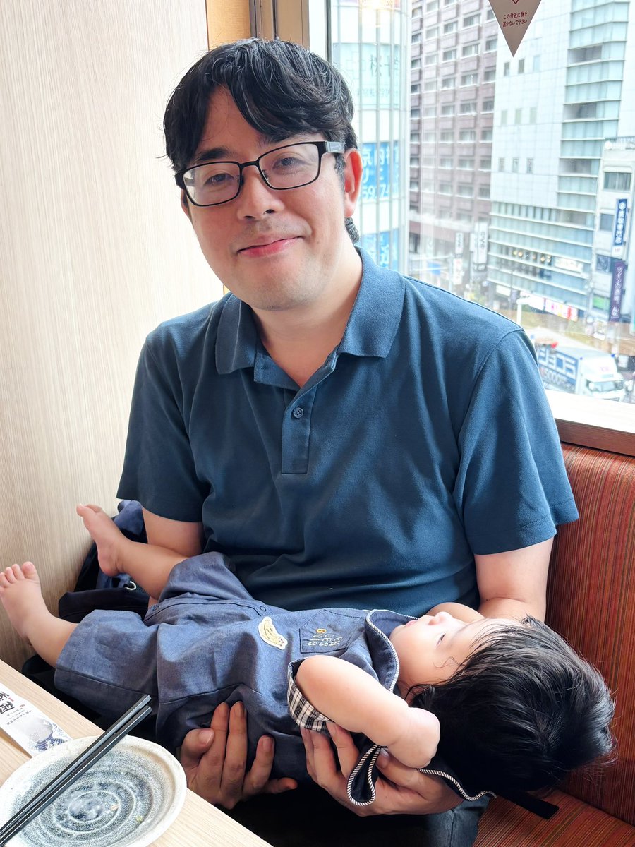matsumomo916's tweet photo. カプリティオファンの皆様へ

ももたろ抱っこしたATさん置いときますね https://t.co/j1RgOD6ABX