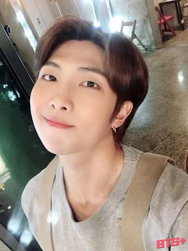 rKmive_'s tweet photo. happy joon day 🩵 https://t.co/8hC59Zwr2n