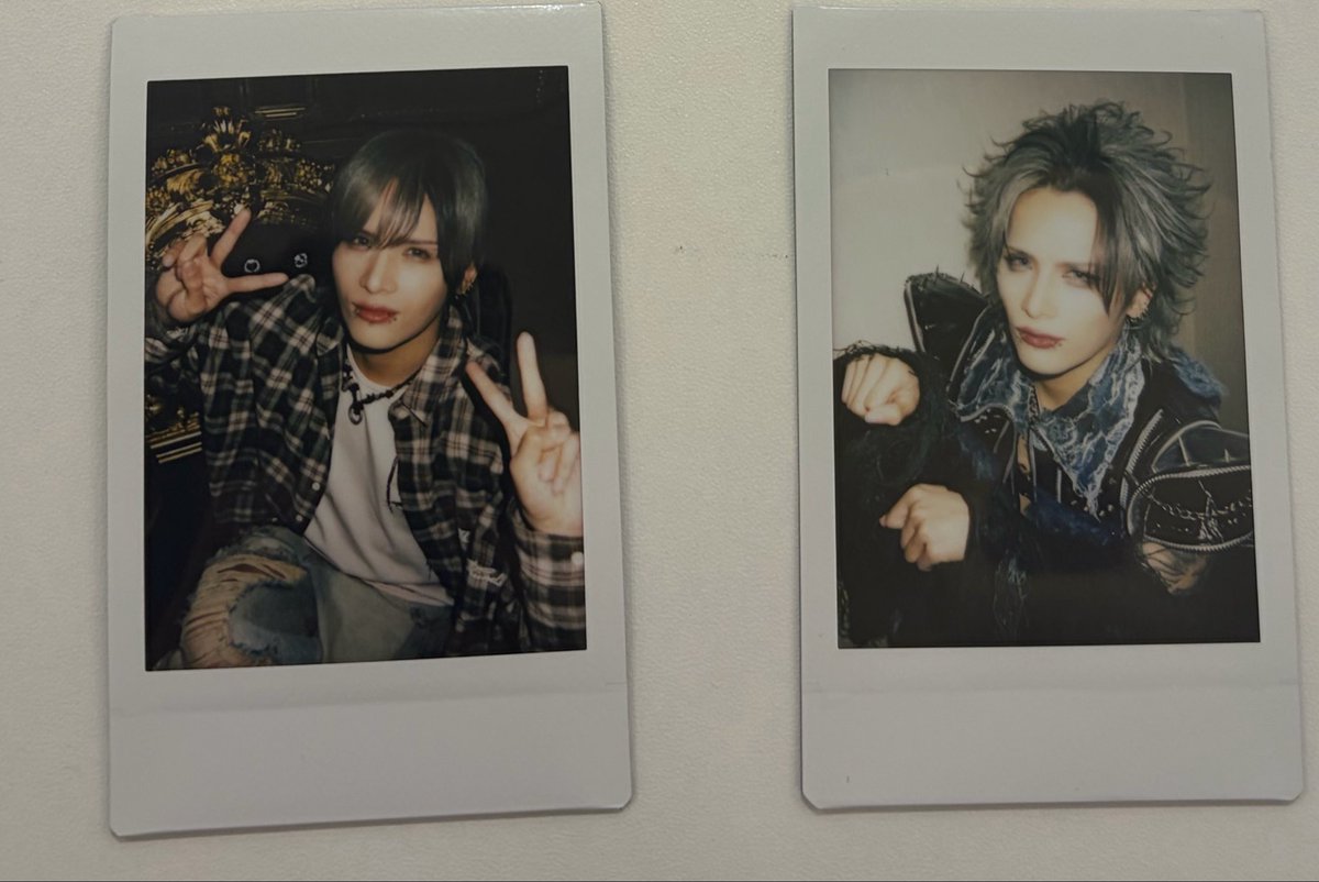 dmspfy's tweet photo. @child_dope_gb 検索より失礼します。
こちらの昴さん2点と、杙凪さん両端の2点での交換は可能でしょうか？
是非ご検討ください。 https://t.co/xVe5vEC9Vq
