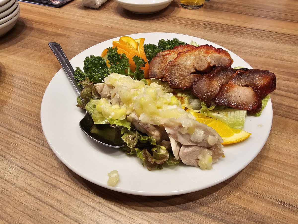 mouprivate's tweet photo. 夜はダンスの飲み🍖 https://t.co/9NOF5wSfrs