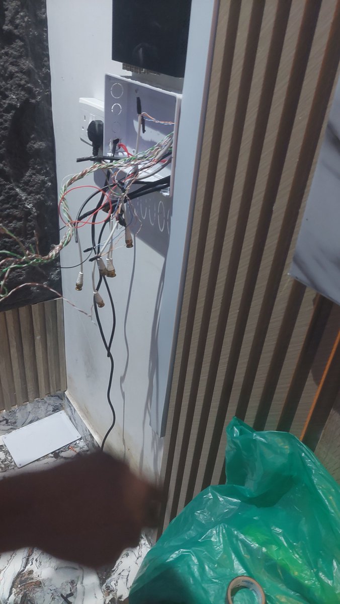 sniperlee46's tweet photo. Cctv camera installed ✅️ https://t.co/XaYsrvv2PA