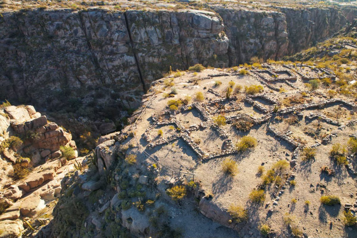 QuintelaRicardo's tweet photo. ¡Feliz aniversario, San Blas de los Sauces! Celebramos la belleza de sus paisajes, la riqueza de su patrimonio histórico y cultural, y la calidez de su gente con la que reciben a quienes llegan de visita.
Hoy es tiempo de celebrar todo lo que somos y todo lo que construimos juntos. Que este nuevo aniversario nos encuentre con orgullo, alegría y la mirada puesta en todo lo que viene.

Sigamos trabajando codo a codo, con compromiso y esperanza, para construir juntos el futuro de San Blas de los Sauces y de toda La Rioja. ¡Muy feliz aniversario!