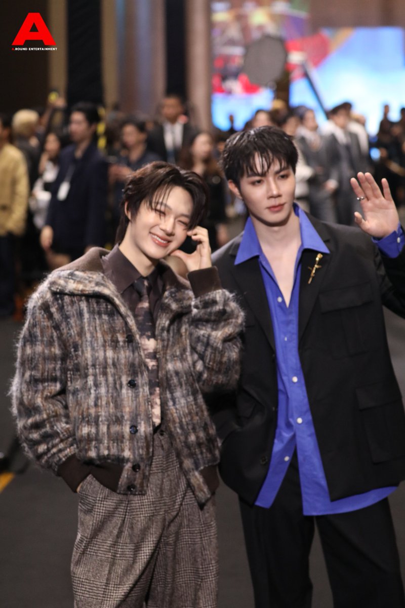 around_ent's tweet photo. “ซี - นุนิว” ร่วมเดินพรมแดงในงาน ‘Mchoice &amp; Mint Awards 2026’

ZEENUNEW AT MINT AWARDS
#ซีนุนิวไปเอ��มชอยซ์
#ZeeNunew #ซีนุนิว
#ZeePruk #NuNew 
#MchoiceMintAwards2026
#MintAwards2026 https://t.co/6jOhH9ZQn8