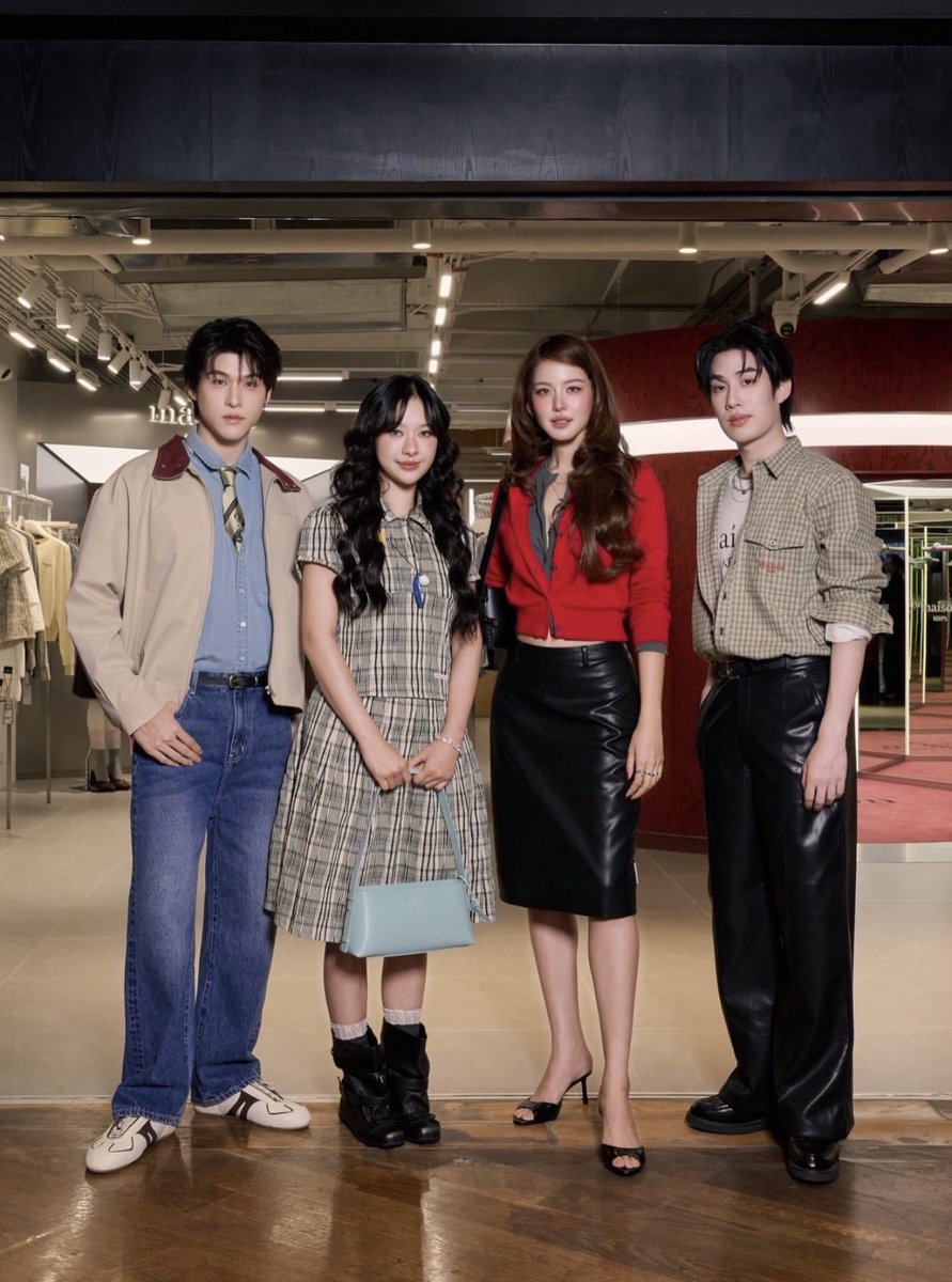 ilysb_ff2's tweet photo. พี่โบว์มาลงรูปแล้งมีพี่เติ้ลดั้ววว น่ารักมากกก https://t.co/eOqlWbwT9u