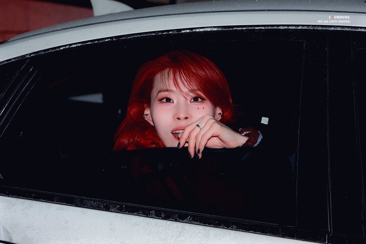 iS2chocol's tweet photo. #초콜 #CHOCOL 🎂❤️ https://t.co/0tVlKZ1GeJ
