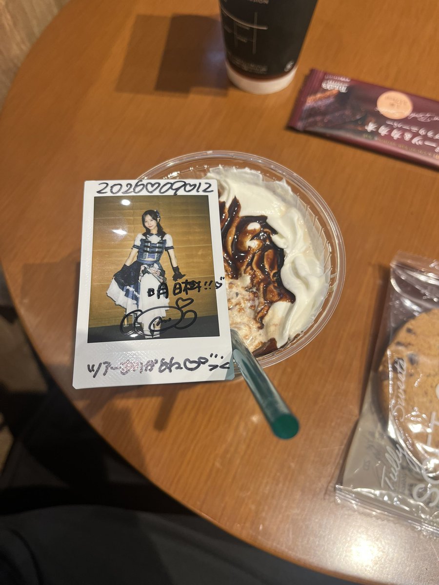 Asuki426e's tweet photo. 改めてツアーお疲れ様！！
この感動をさらに超えていくんだろうな。
久々に行って、改めて感じたことが多すぎた。

ちなみに新衣装は好きですね！
これからのライブが��しみになった😊

#AsIs
#瀬乃ひより
#おさるのひより https://t.co/b1uSviT6zA