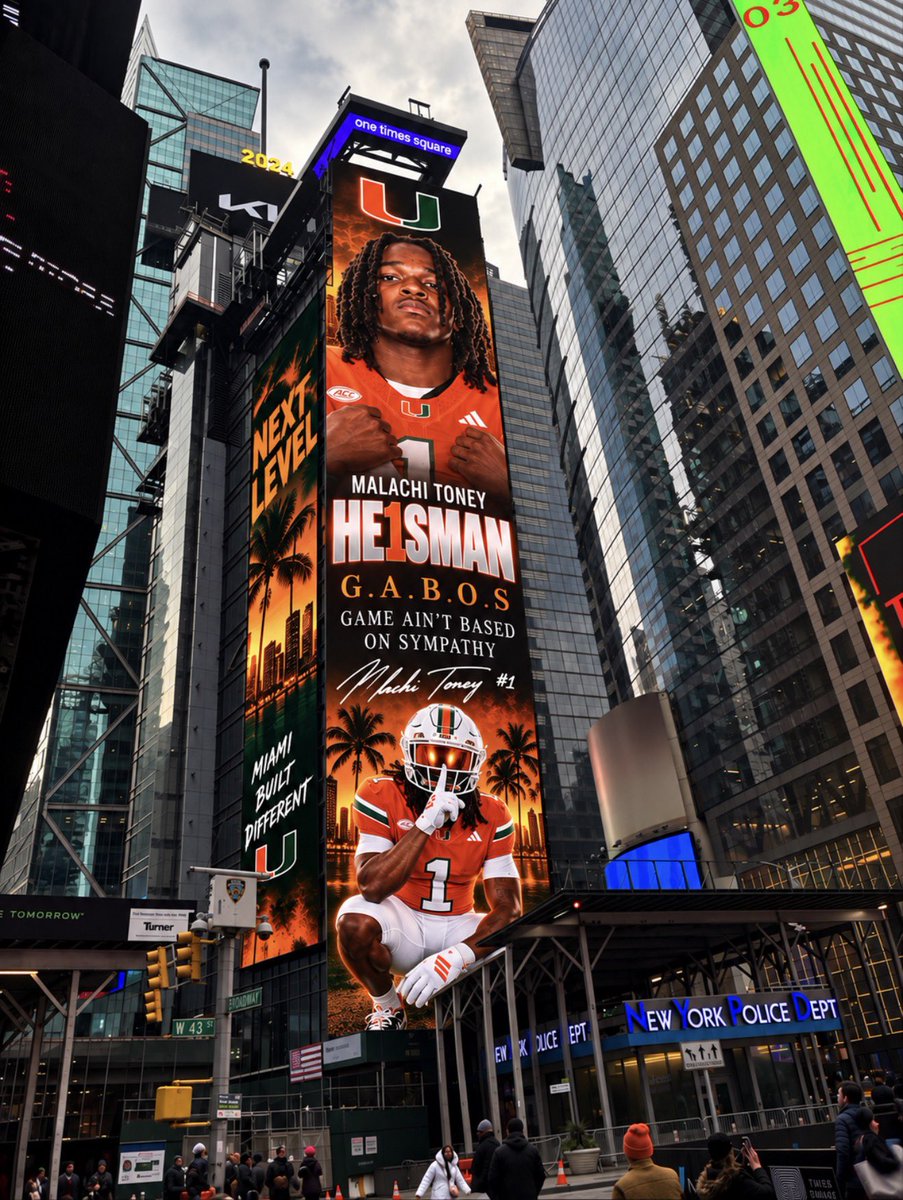 rasta_edits's tweet photo. The HE1SMAN CAMPA1GN 

@MALACHITONEY2 🙌🏽

Canes in New York in December. https://t.co/lTufyW39RJ